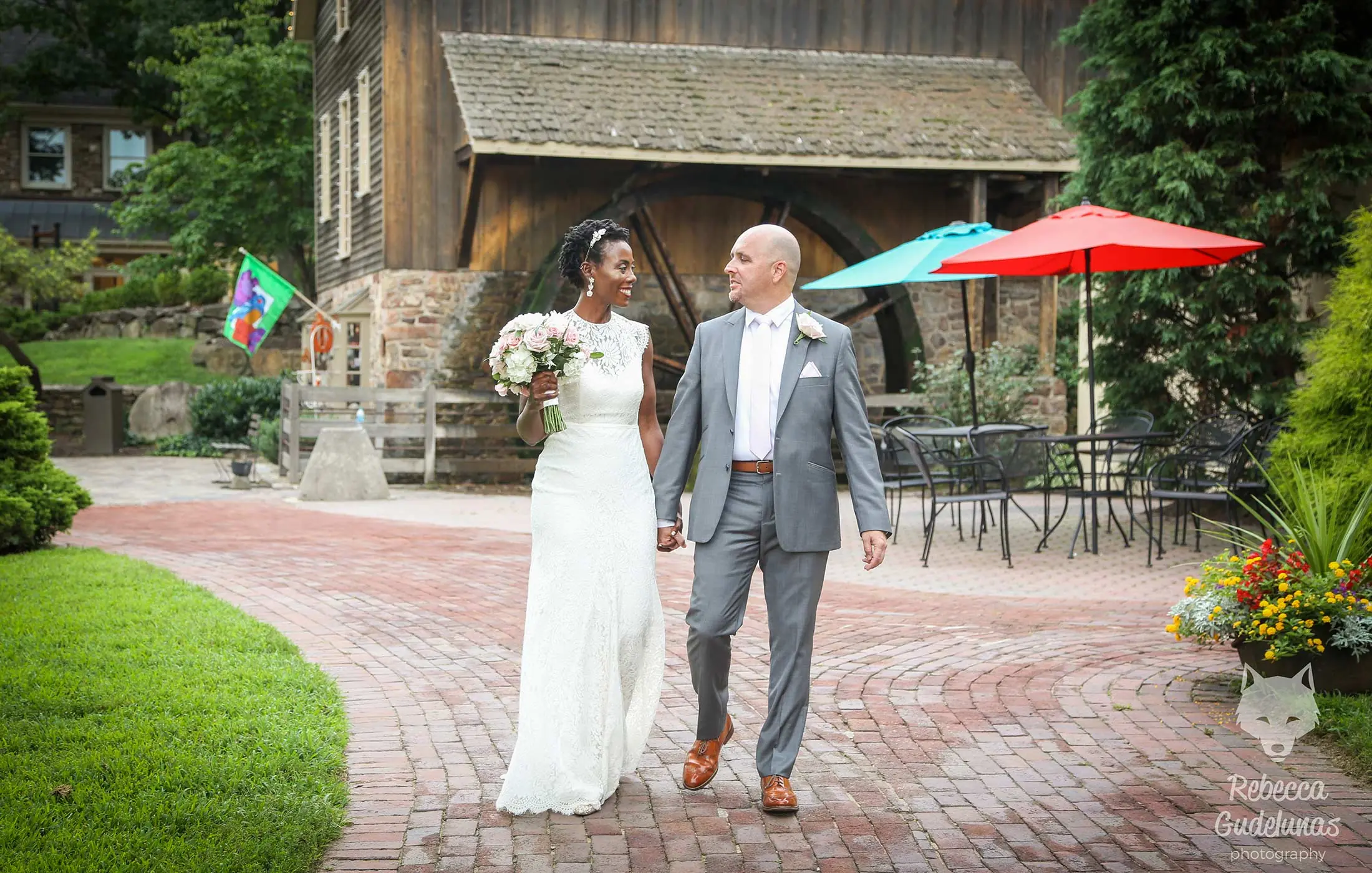Buckingham wedding venue and grand entrance — Accent Event Group